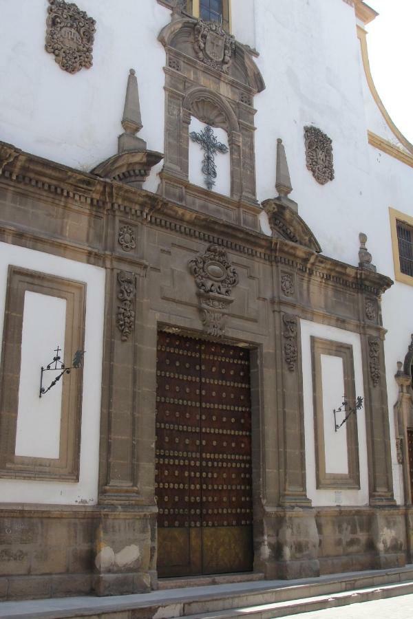 Las Columnas De Adriano. Calle Mármoles, 5 Sevilha Exterior foto